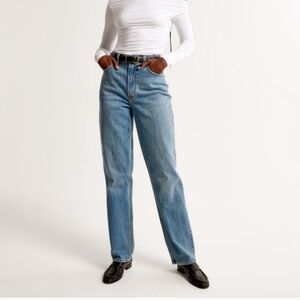 Abercrombie 90s Straight Ultra HR Curve Love